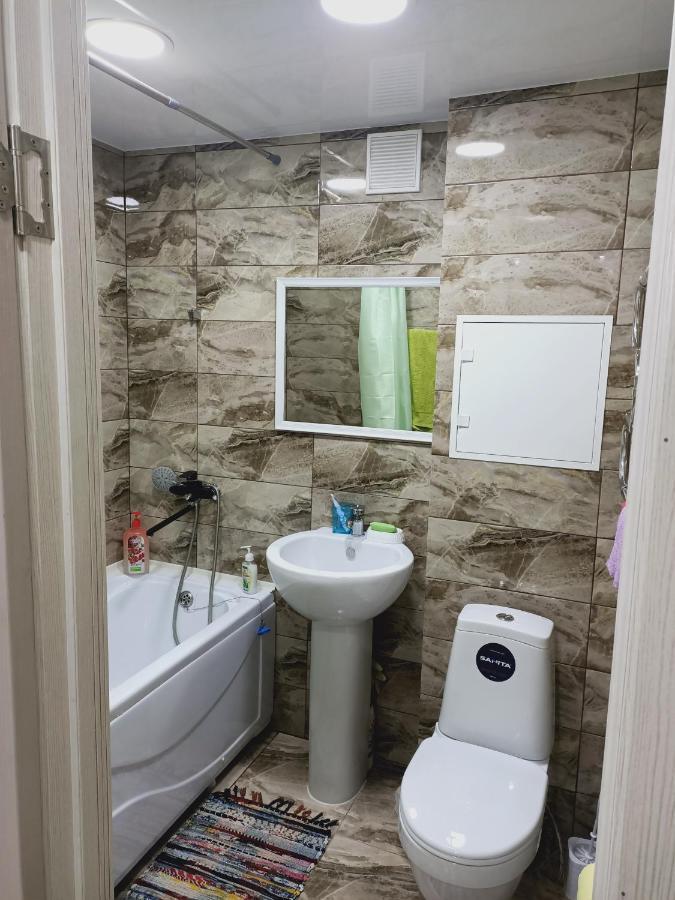 Apartnew In City Centr Ustʼ-Kamenogorsk Eksteriør bilde